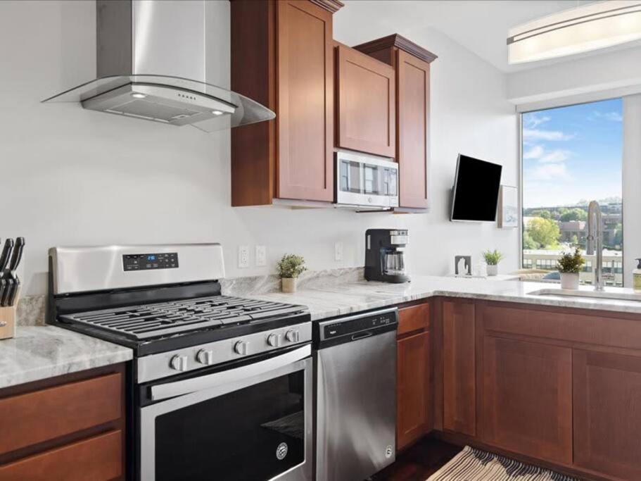 Cozysuites Dream 1Br, Ppg Paints Arena, Pitts Pittsburgh Dış mekan fotoğraf